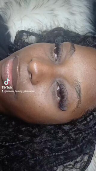 Hybrid Lash Extension: Book an appointment with us today www.kbpleasures.com